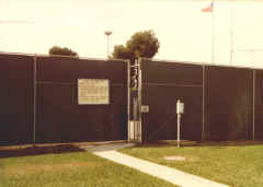 NPL016.JPG (140632 bytes)