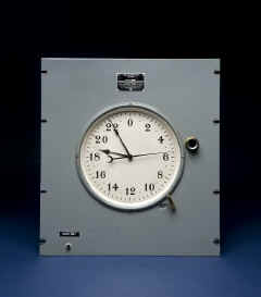 fsm5-clock-NMAH-JN2013-1401.jpg (63577 bytes)