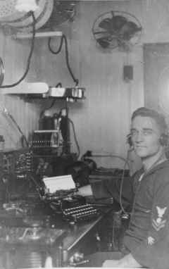 pg38-elcano-1918-69691.jpg (2197353 bytes)