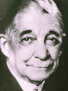 4924.jpg (3367029 bytes)