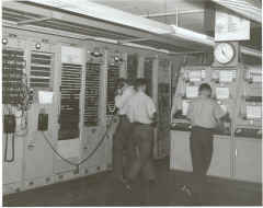 Guam Communications Station 201.jpg (671455 bytes)